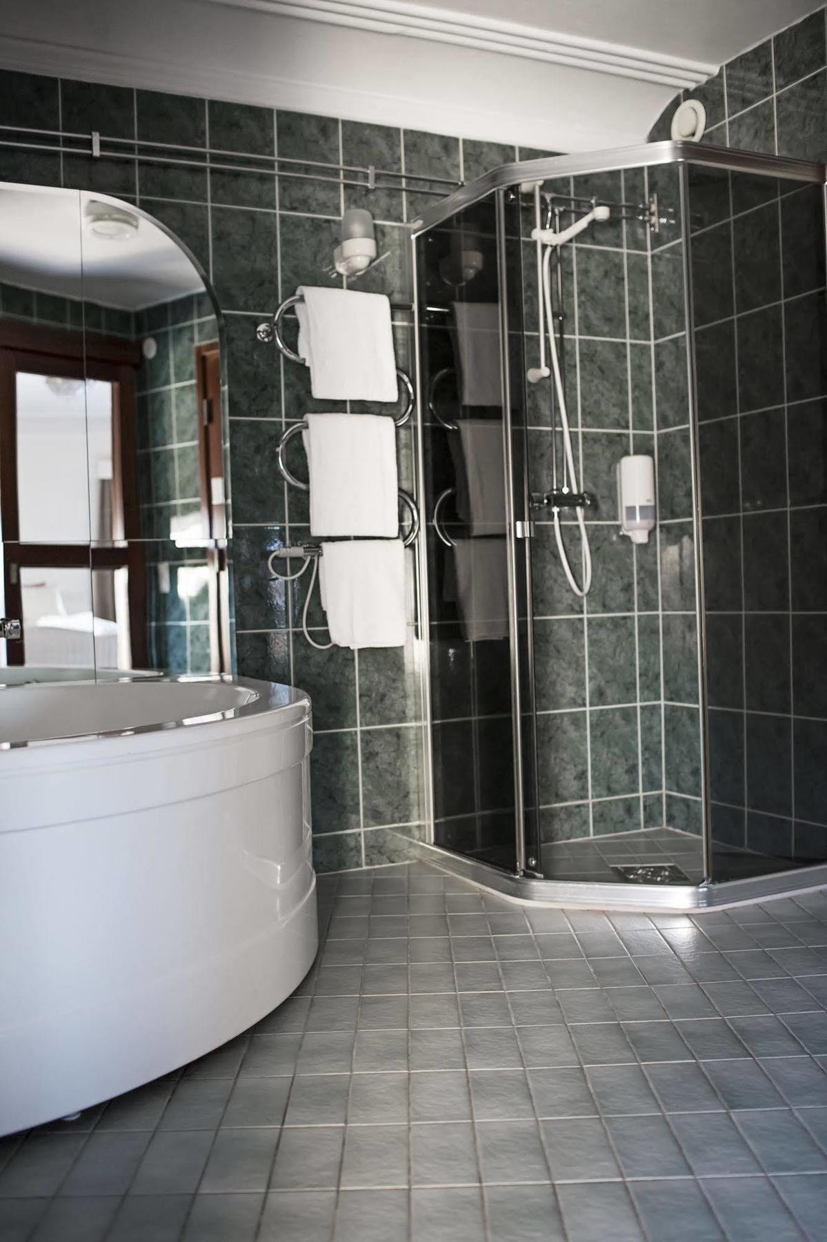 Pitea Stadshotell Bagian luar foto